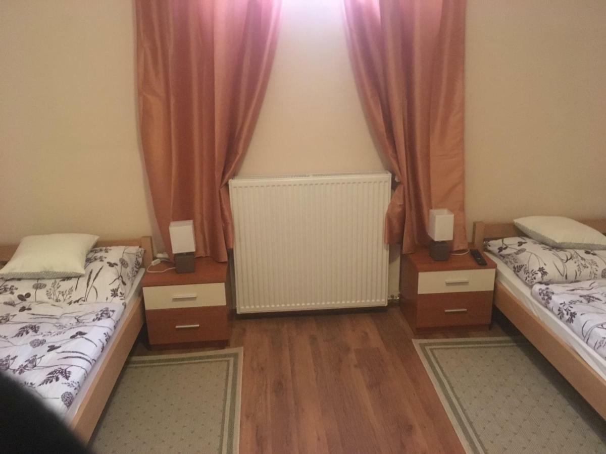 Apartman Sveti Rok ซาเกร็บ ภายนอก รูปภาพ