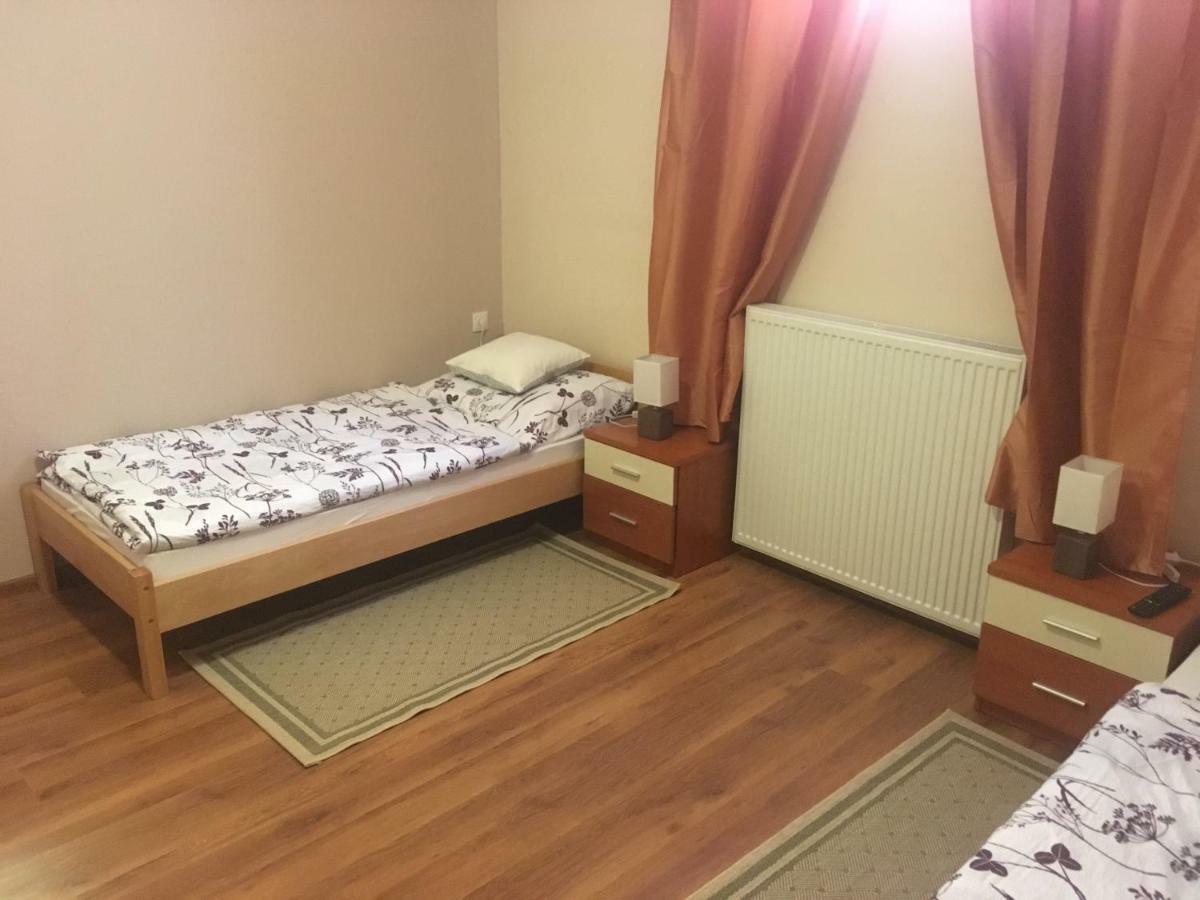 Apartman Sveti Rok ซาเกร็บ ภายนอก รูปภาพ