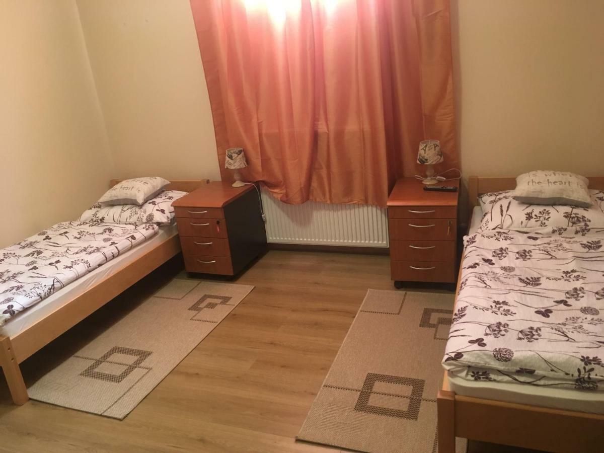 Apartman Sveti Rok ซาเกร็บ ภายนอก รูปภาพ