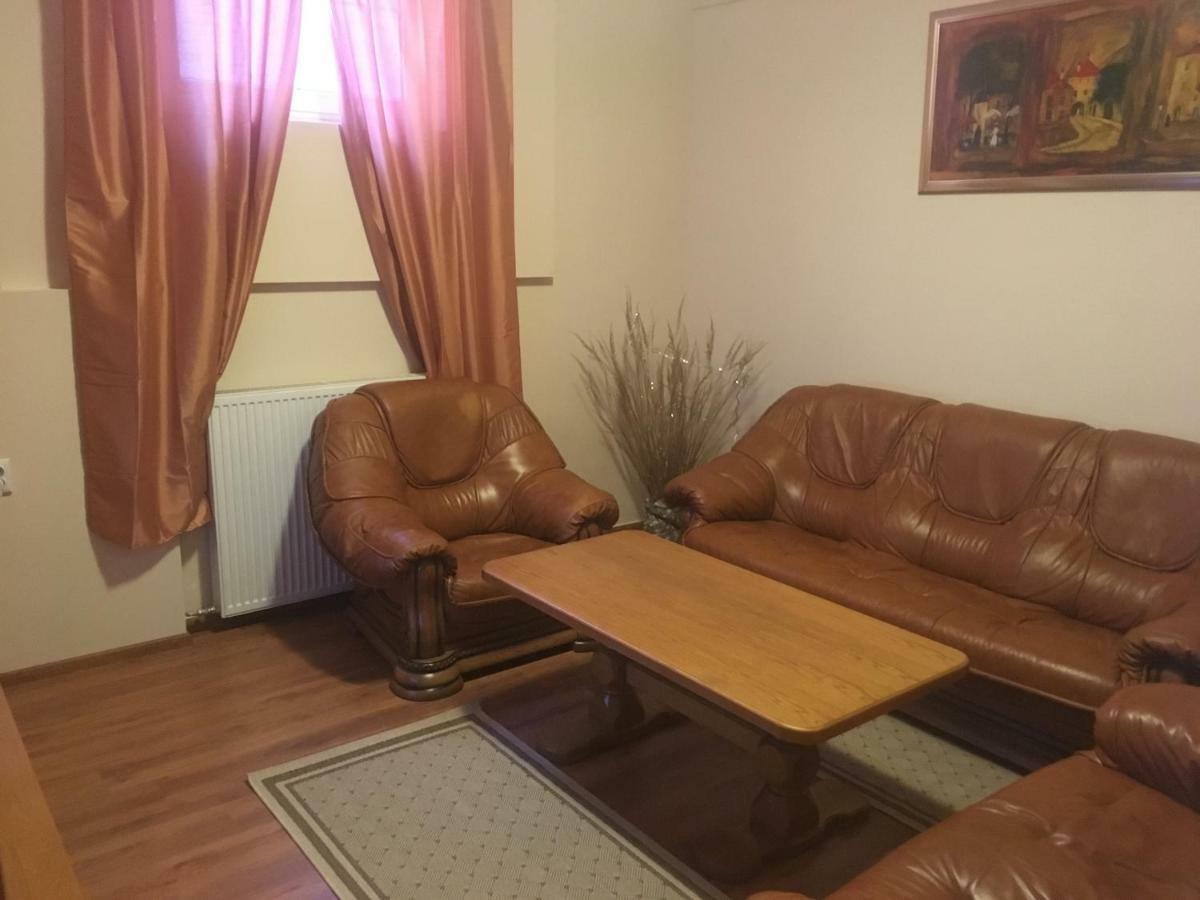 Apartman Sveti Rok ซาเกร็บ ภายนอก รูปภาพ